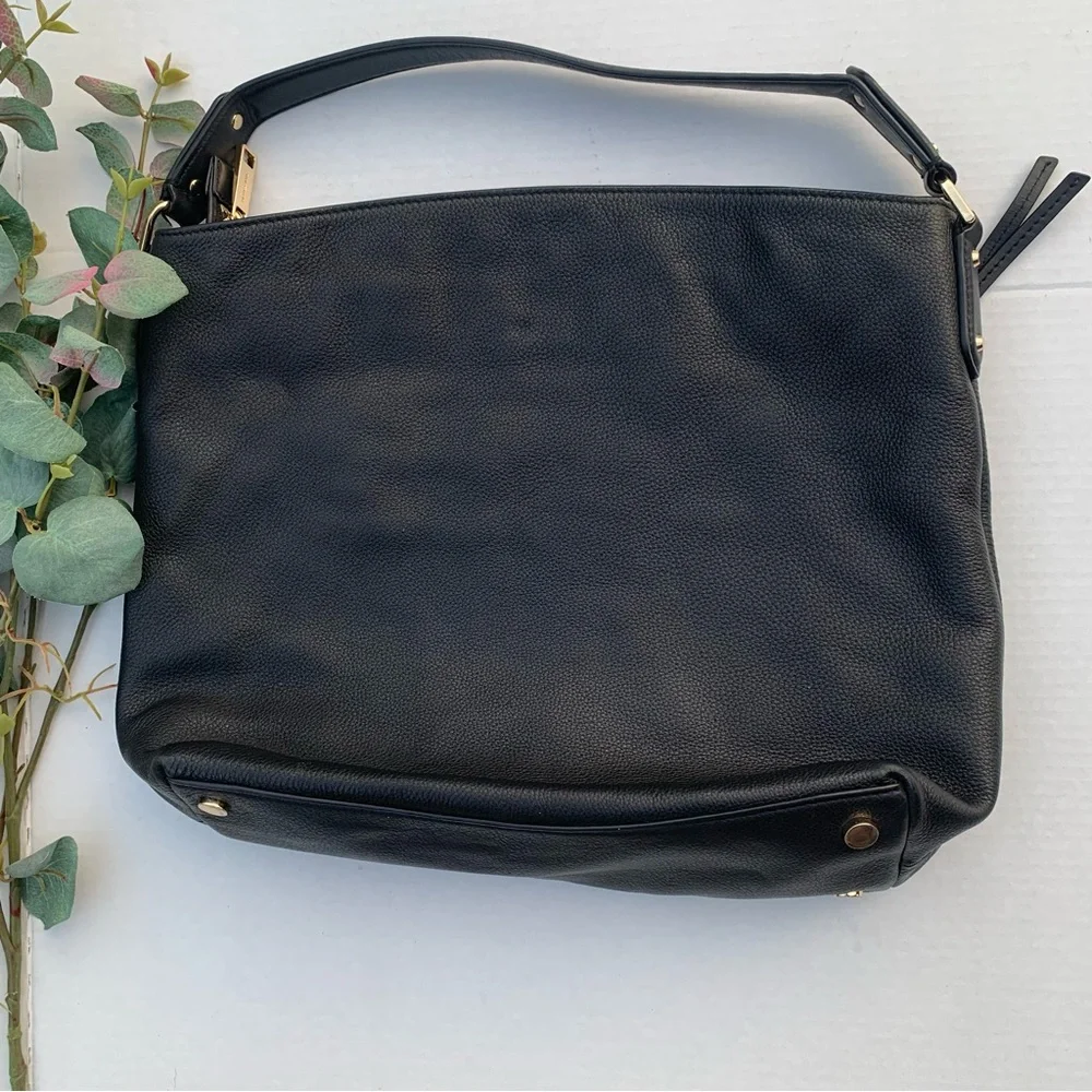 Michael Kors Evie Large Pebbled Shoulder Bag